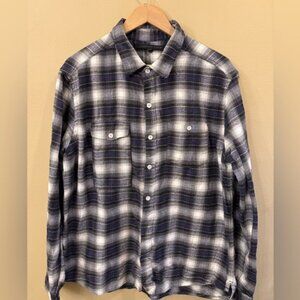 Urban Outfitters Men’s Standard Cloth Flannel Collar Shirt Black Plaid Size XL